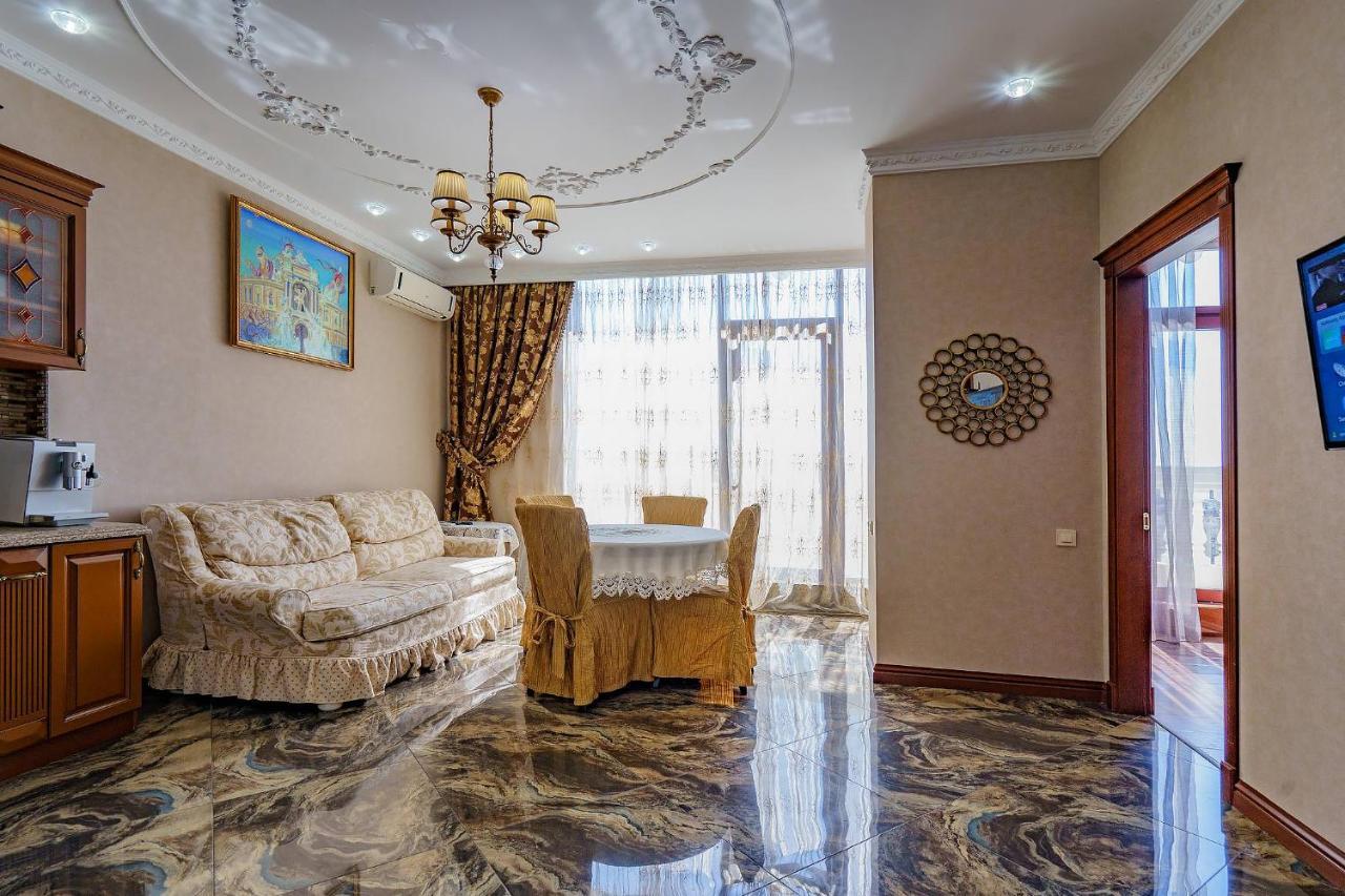 Gefest Apartments Odessa Extérieur photo