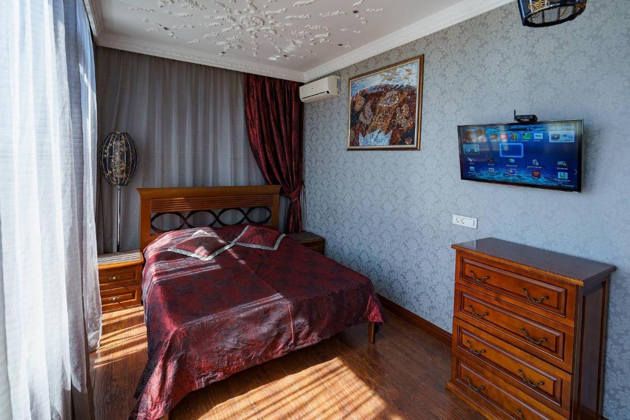 Gefest Apartments Odessa Extérieur photo
